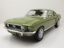 Ford Mustang Fastback GT 1968 hellgrün metallic Modellauto 1:12 Norev