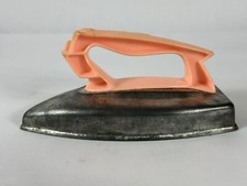 VIntage WOLVERINE Childs Toy Pretend Iron Tin Pink PLASTIC HANDLE No 301 USA