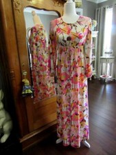 Vintage 60s Print GOSSARD ARTEMIS Long Fitted Nylon Button/Tie Front Robe SMALL