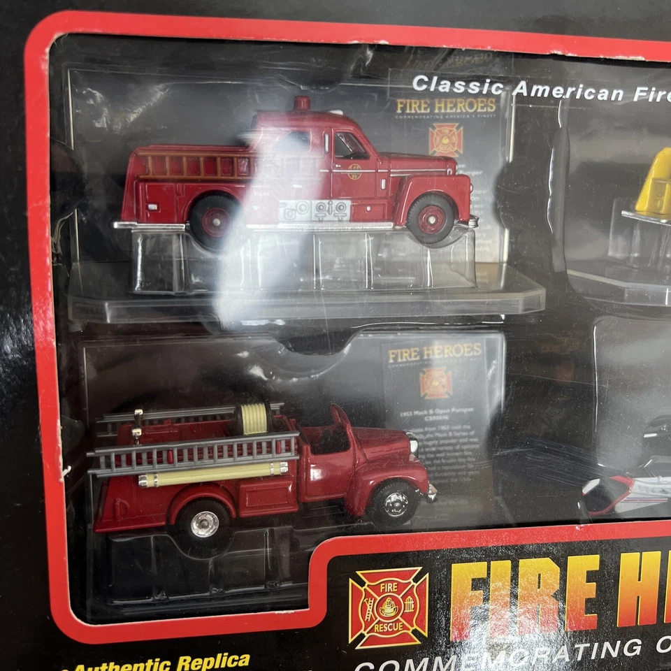 Corgi Fire Heroes Classic American Fire Apparatus Set #3  2002 New in Box - Image 2 of 4