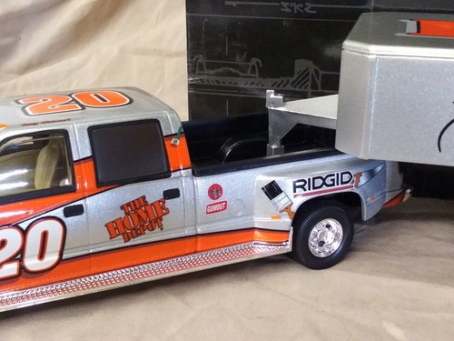 Rare Viintage NASCAR Tony Stewart #20 Car GMC Dually and Show Trailer - Picture 8 of 12