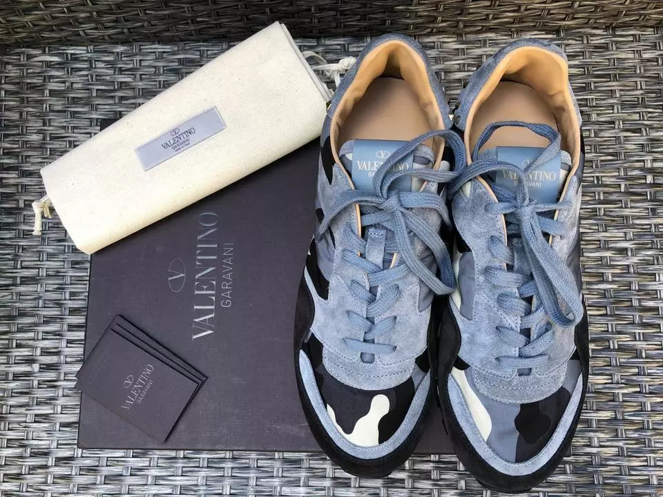 White camo store valentino trainers