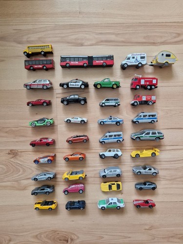 37x seltene SIKU / Matchbox Modellautos Pkws - Konvolut (Feuerwehr, Polizei)