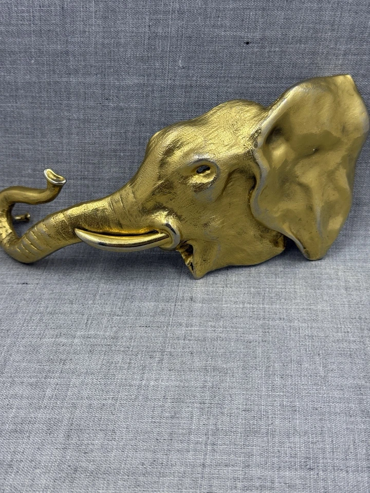 Vintage Christopher Ross 1980 Gold Plated Large Elephant Belt Buckle - Image 2 of 4