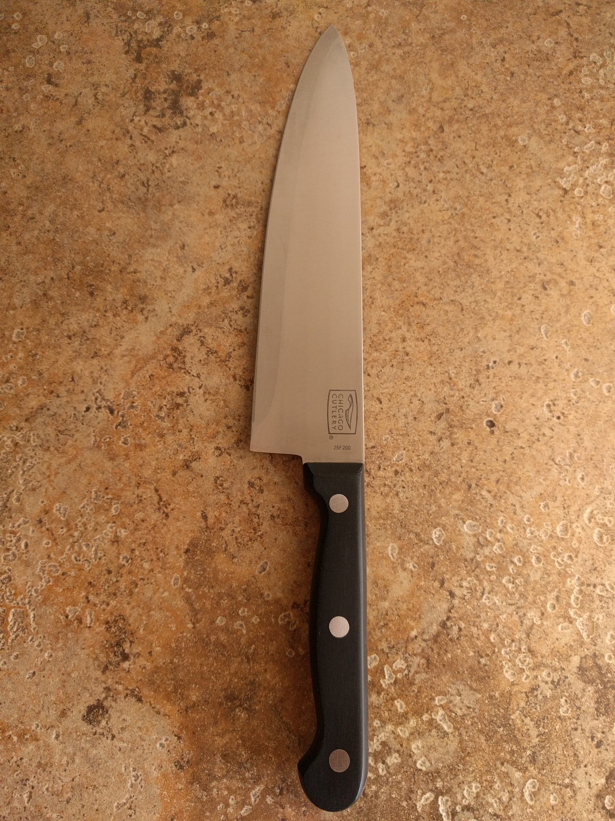 Chicago Cutlery Chef’s Knife 25F20D 8” Blade Black Handle 3 Rivet