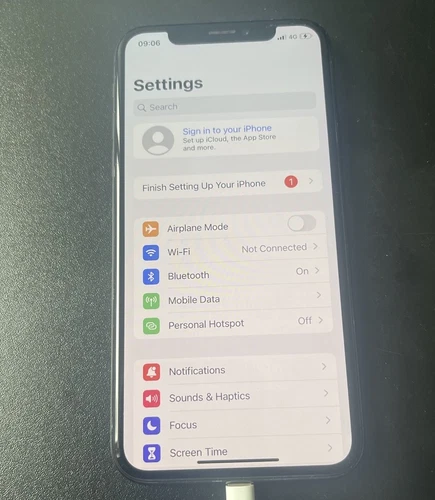 Apple iPhone X 256GB -  Unlocked Space Grey - Minor Screen Burn