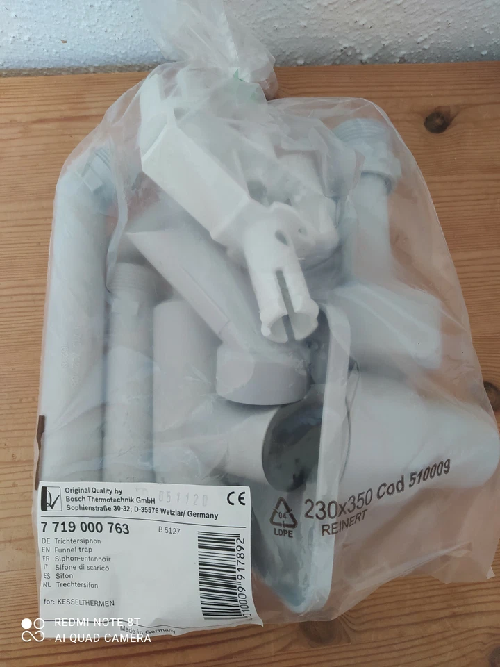 Buderus Junkers Bosch Trichtersiphon Nr. 7 719 000 763, Anschlusszubehör 432