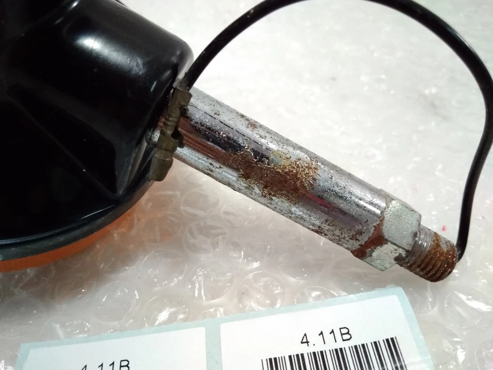 Se adapta a Suzuki TS100 TS125 TS185 TS250 TS400 señal de giro de plástico guiño Foto 4 de 4