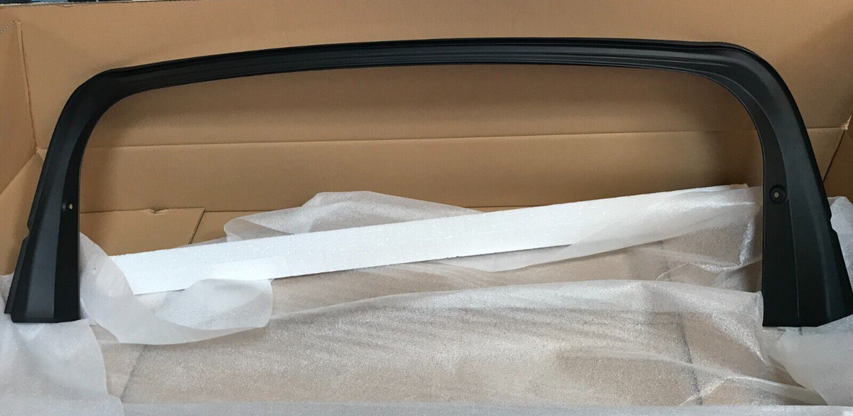 GENUINE BMW iX I20 Rear Lip Roof Spoiler Hatch Joint. 51767954143 