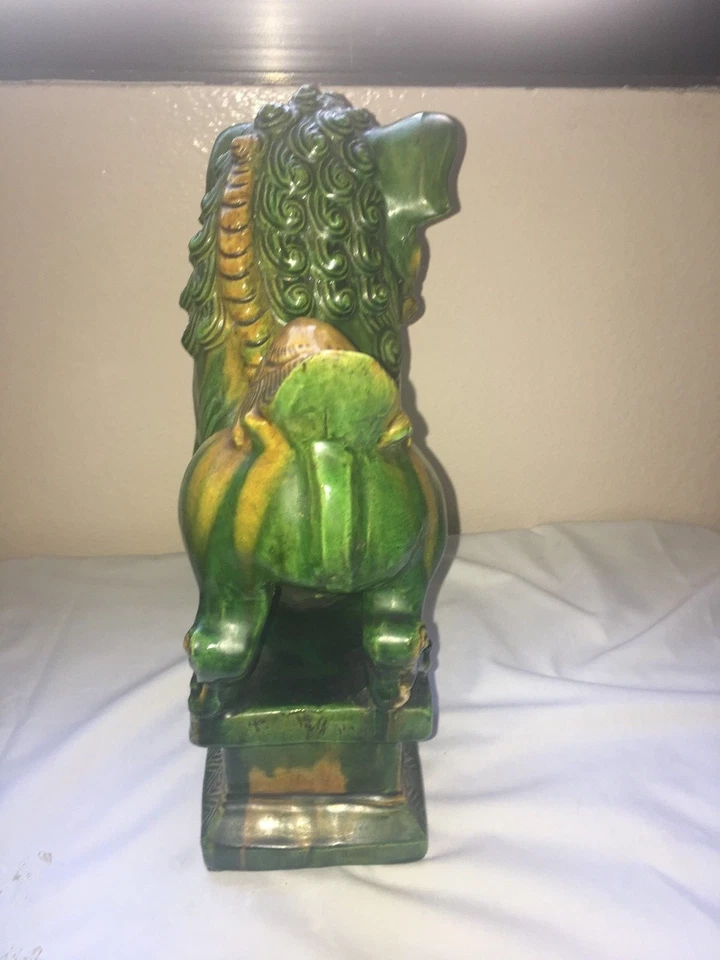Par único FenShui Foo perro chino porcelana verde tallado a mano Foto 4 de 4