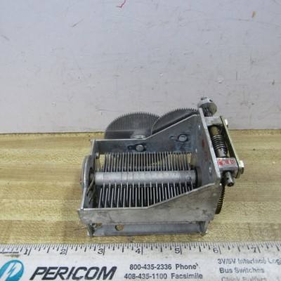VARIABLE CAPACITOR 150 pF 26 to 145 pF Right Angle Shaft ARC-5