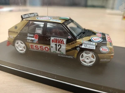 1/43 HPI Lancia Delta Integrale HF #12 1993 Sanremo Rally Pianazzola/Roggia - Photo 1/4