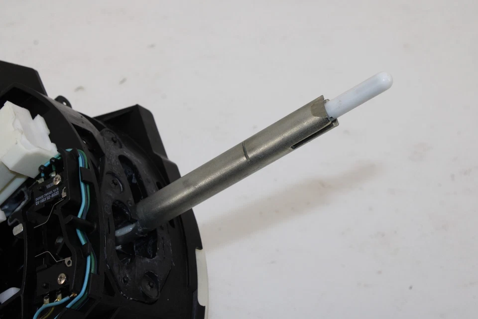 2017-2020 Infiniti Q60 AWD Automatic Shifter OEM NH62 - Image 2 of 4