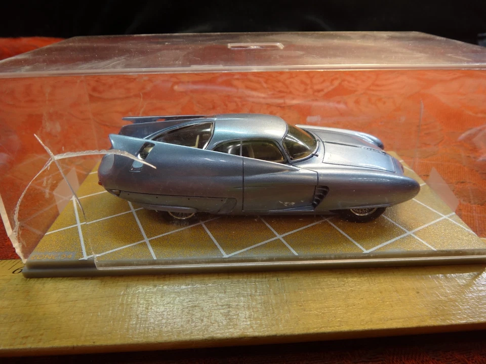 Bizarre Diecast Alfa Romeo Bat 7 1954 - 1/43 Scale - Free S&H USA - Image 4 of 4