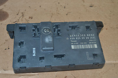 Mercedes Vito Door Control Module Passenger Front W639 Viano 2005 A6398200026
