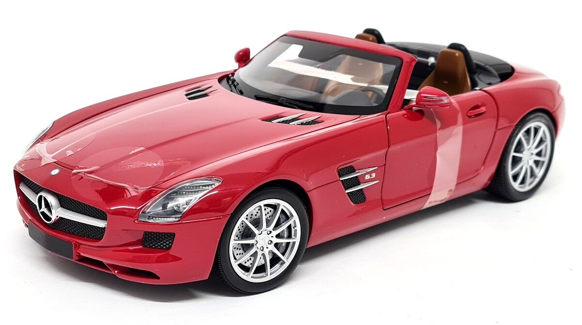 Mercedes-Benz SLS AMG ミニカー レッド 1/18 MINICHAMPS 1:18 Mercedes-Benz AMG SLS Black Series Red Color