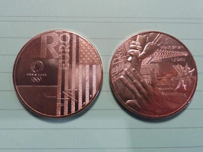 MÉDAILLE JO 2024 -2028 " JO PARIS VERS L-A 28 " MONNAIE PARIS 2024 ETAT NEUF - Photo 1/3