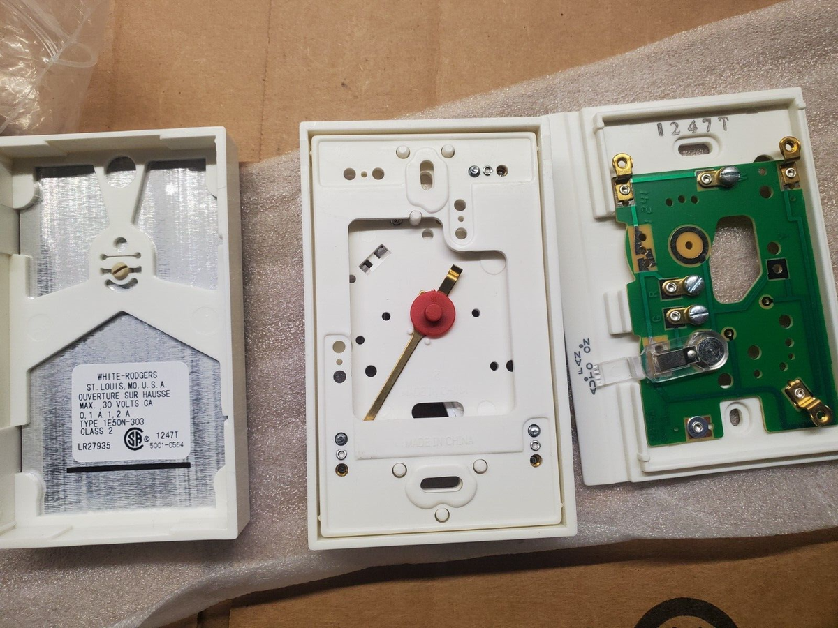 Emerson White-Rodgers 1E50N-303 24V Thermostat, Heat Only