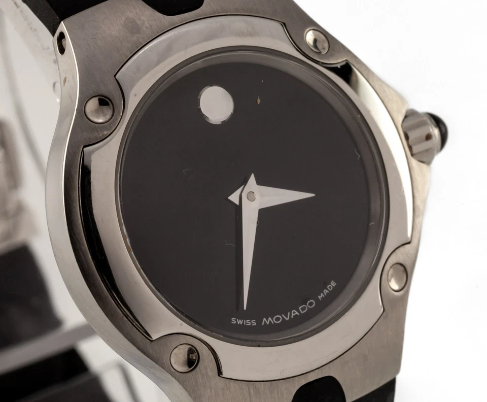 Reloj de cuarzo Movado SE de acero inoxidable para mujer correa de goma 84.G4.1851.0 Foto 4 de 4