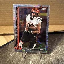 2025 TOPPS CHROME FOOTBALL CHASE BROWN PULSAR CHROME REFRACTOR NO. 62 BENGALS