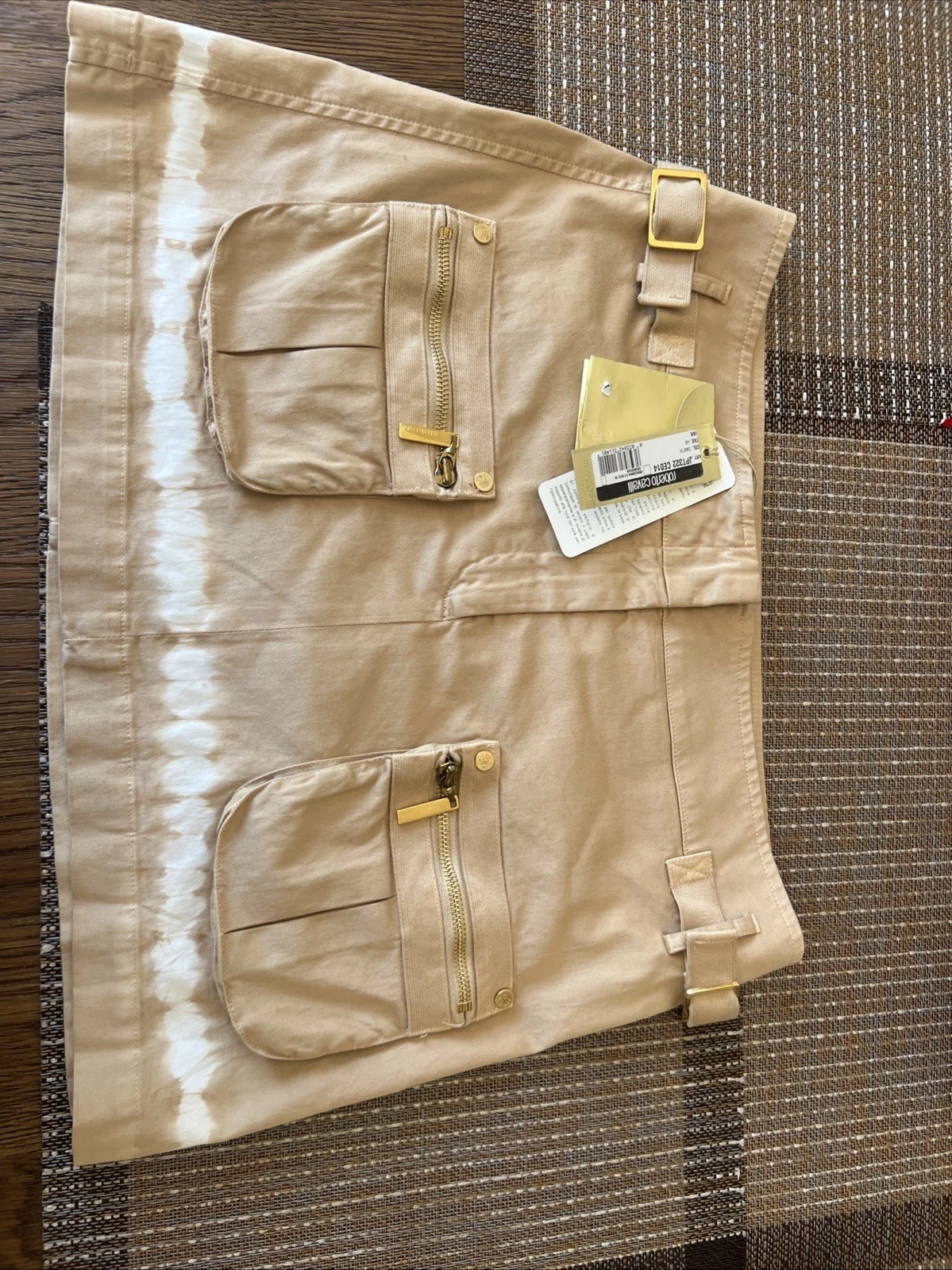 Roberto Cavalli Skirt Size 40 Italy
Opens in a new window or tab