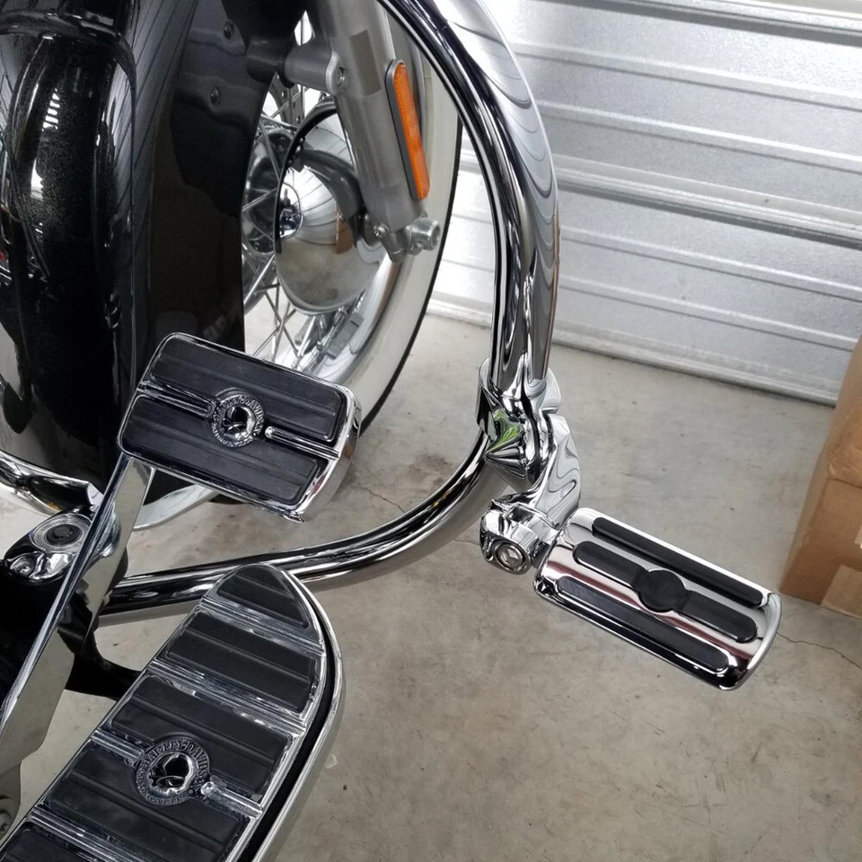 Abrazaderas de estriberas de carretera para motocicleta Harley Davidson Fatboy Street Glide Dyna Foto 2 de 4