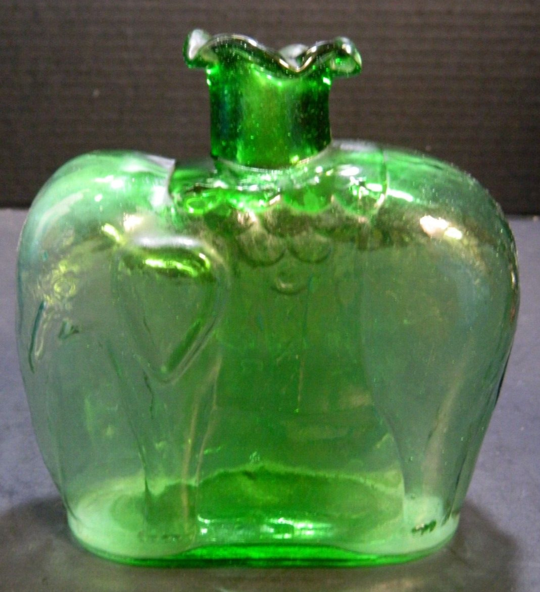 Vintage Ruffled Edge Green Glass Elephant Shaped Bottle 5.88