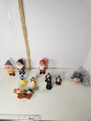 10 Different Vintage Snow White and the Seven Dwarves Vinyl 