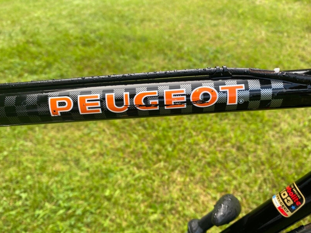 Vintage Peugeot Carbolite 103 Road Bike Made in France LOCAL