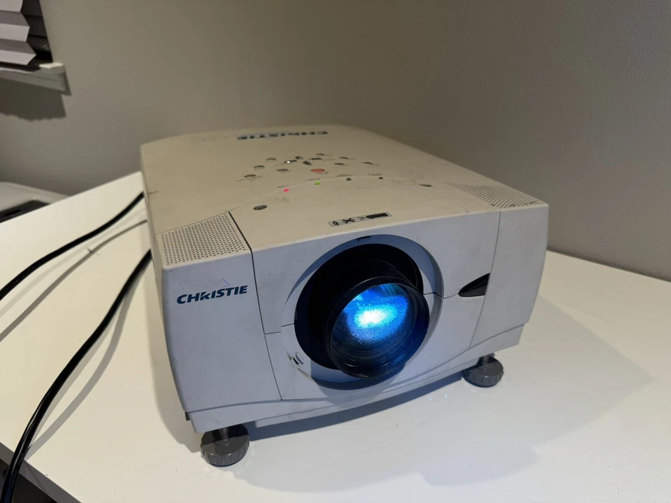 Christie LX55 LCD 5500 Lumen Motorized Zoom Focus Theater Movie Video Projector - Image 2 of 4