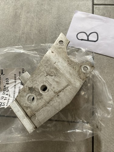 BMW Original 2 Coupe M G87 Stoßstange vorne links Träger Adapter 51118071633