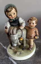 1955 Hummel Figurine  HOMEWARD BOUND  #334 Goebel W. Germany TMK6 1979 - 1990