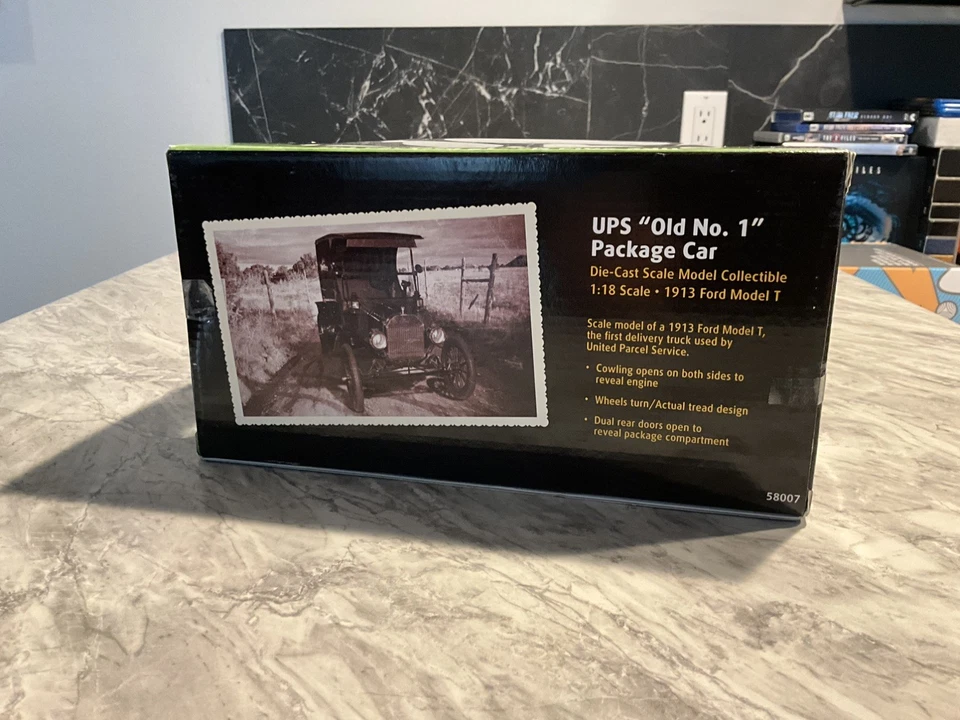 UPS "Old No. 1" Package Car  1:18 scale 1913 Ford Model T Diecast Model - Image 2 of 4