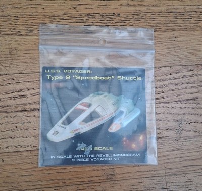 Star Trek Der Voyager Speedboat Shuttle  1:1400 2 Stück