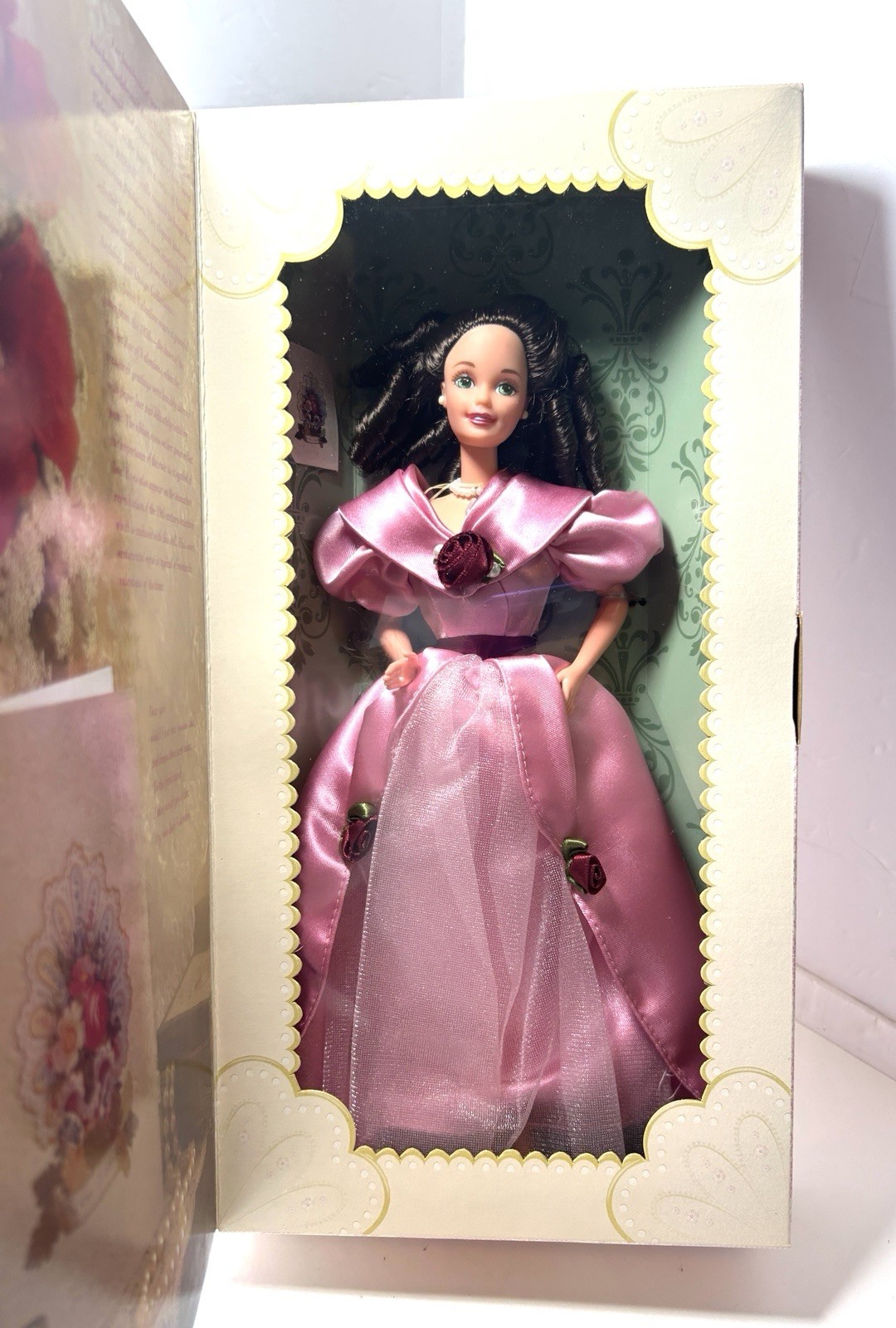1995 Sweet Valentine Barbie Hallmark Special Edition Collectors Series  #14880