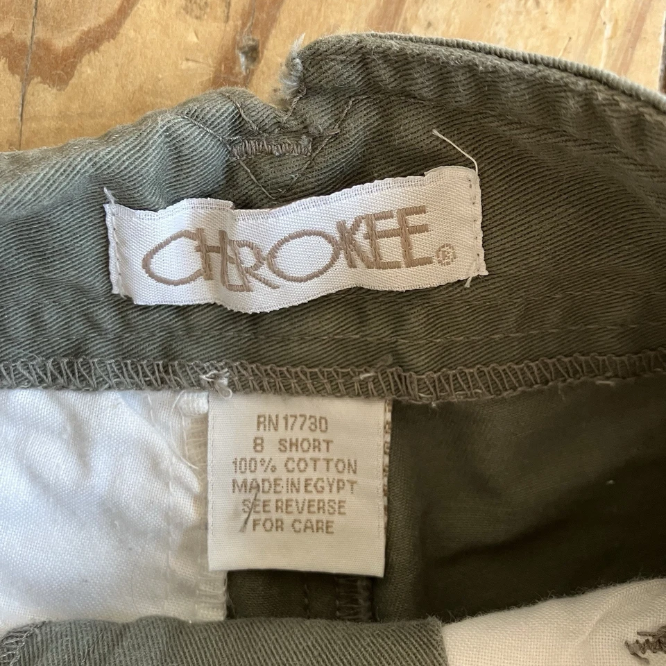 Vintage 90s Cherokee High Waisted Sage Green Cotton Pants Women’s Size 8 Barrel - Image 4 of 4