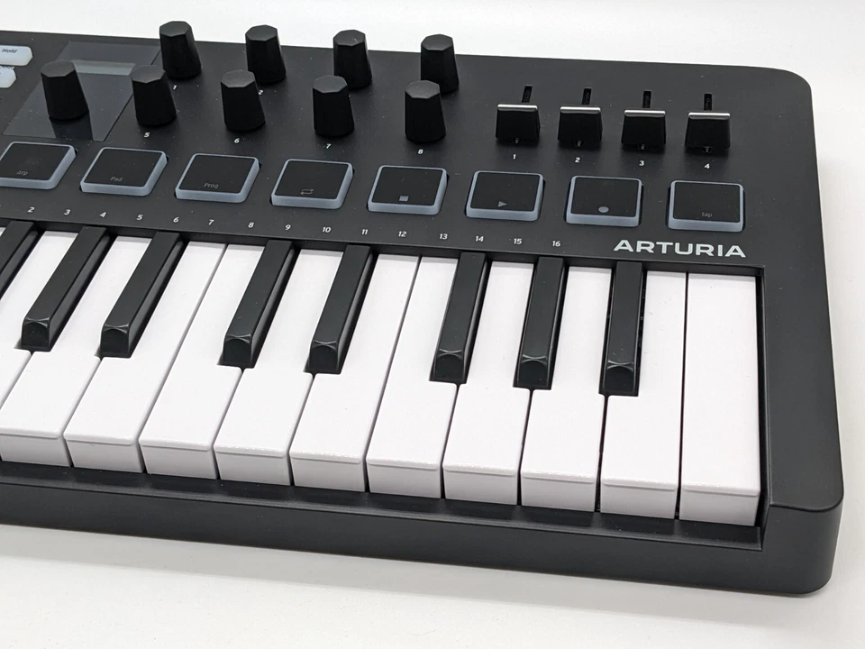 Arturia MiniLab 3 USB keyboard MIDI controller music production 25-key 8 pads - Image 2 of 4