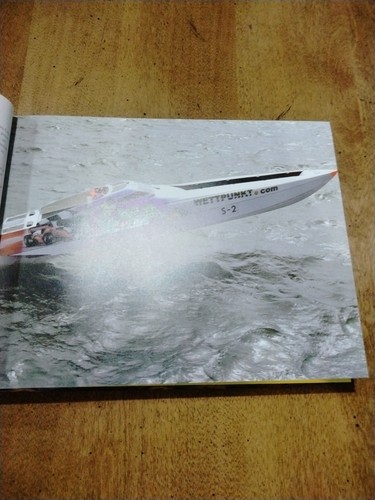 The Ultimate Guide To Motor Boats by Barry Pickthall,2004 year, Illustrated book - Picture 7 of 17
