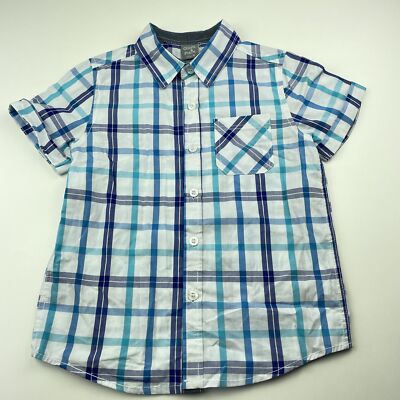 Boys size 6, Ollies Place, lightweight cotton short sleeve shirt