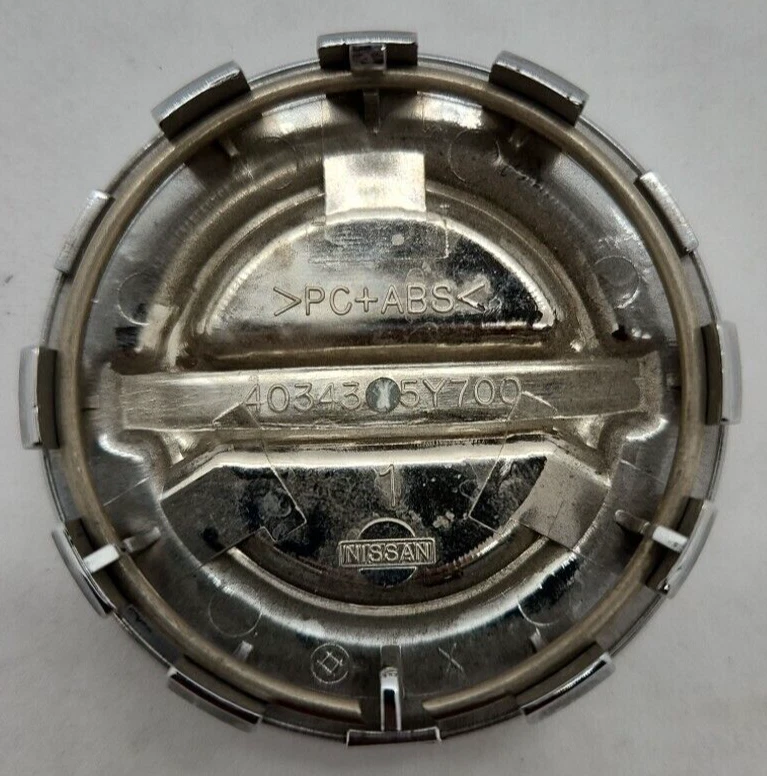 Tapa central plateada Nissan 350Z 370Z Altima Máxima Murano OEM 403435Y700 C62521 Foto 2 de 3