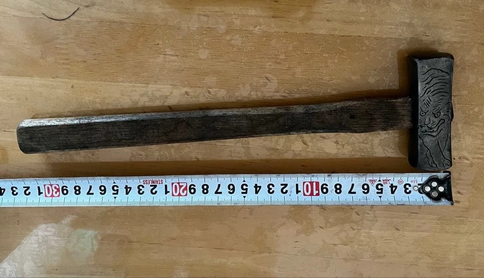 Antigua herramienta de carpintería japonesa martillo tigre dragón escultura antigua 12,6 pulgadas Foto 4 de 4