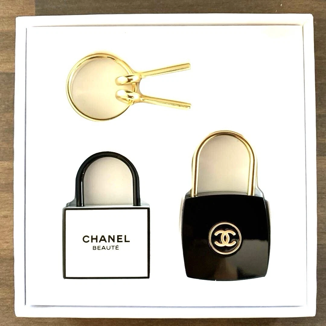 CHANEL ノベルティ キーホルダー&ロック chanel key products for sale | eBay