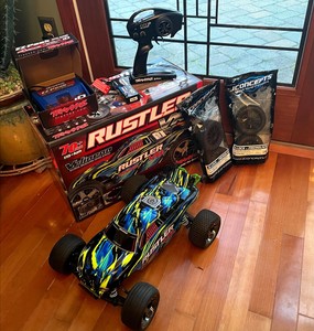 Traxxas Rustler VXL 2WD Brushless - 2 Cell Battery - EZ Peak Plus - Street Tires 20334374516 | eBay