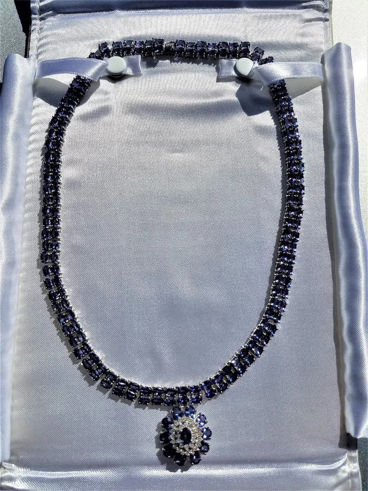 Collar y anillo y pendientes de tanzanita a juego Foto 3 de 4