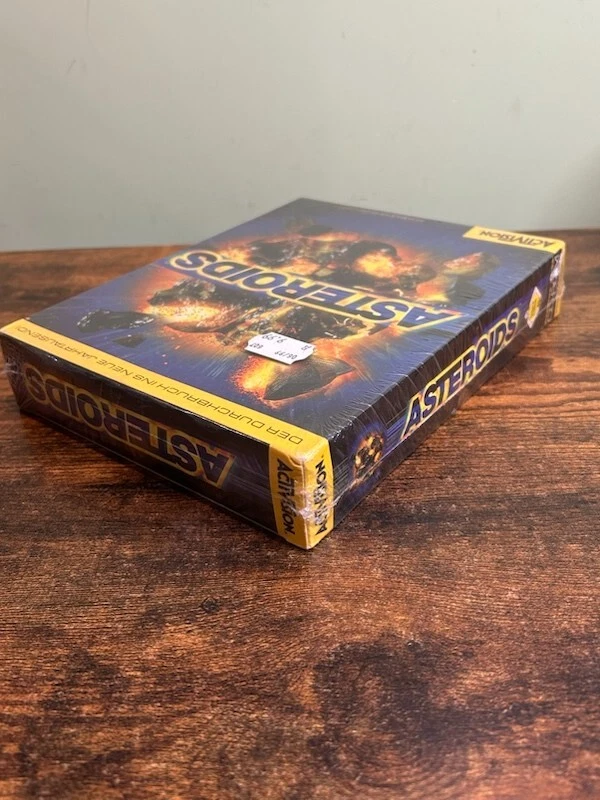 New ACTIVISION ASTEROIDS PC GAME GERMAN LANGUAGE VERSION 1998 SEALED - Image 4 of 4