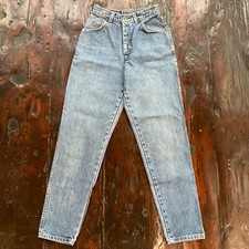 Vintage Levi's High Waisted 80s Blue Denim Mom Jeans Size 7