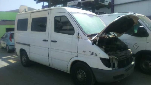 Caja Reles/Fusibles para MERCEDES-BENZ SPRINTER FURGÓN 2004 205041 - Imagen 3 de 8
