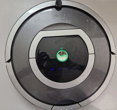 iRobot Roomba 780 Saugroboter mit Ladestation