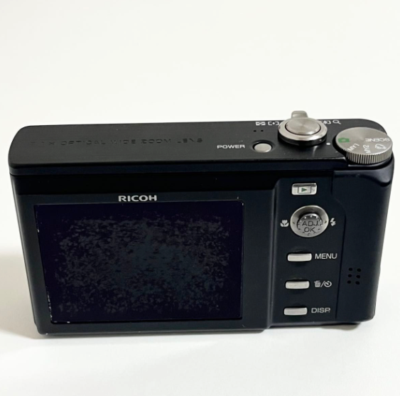Excellent] Ricoh R8 10.0MP Wide Angle Zoom 7.1x Digital Camera