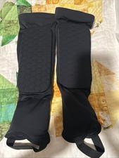 Shin Defender Shin Guards - Size M Medium, One Pair